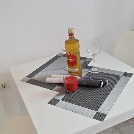 Apartament Aurora With The View *